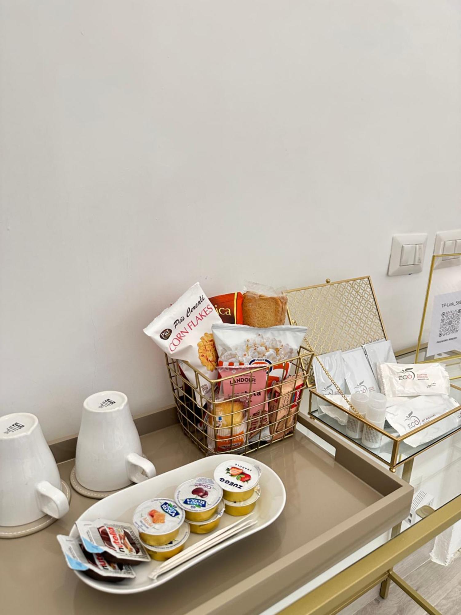 Maison M Napoli Boutique Rooms Eksteriør bilde