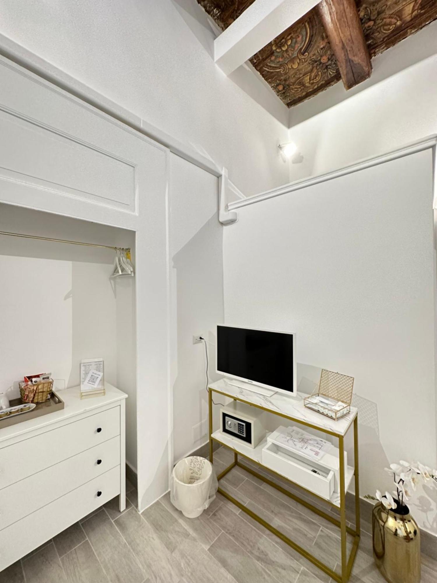 Maison M Napoli Boutique Rooms Eksteriør bilde