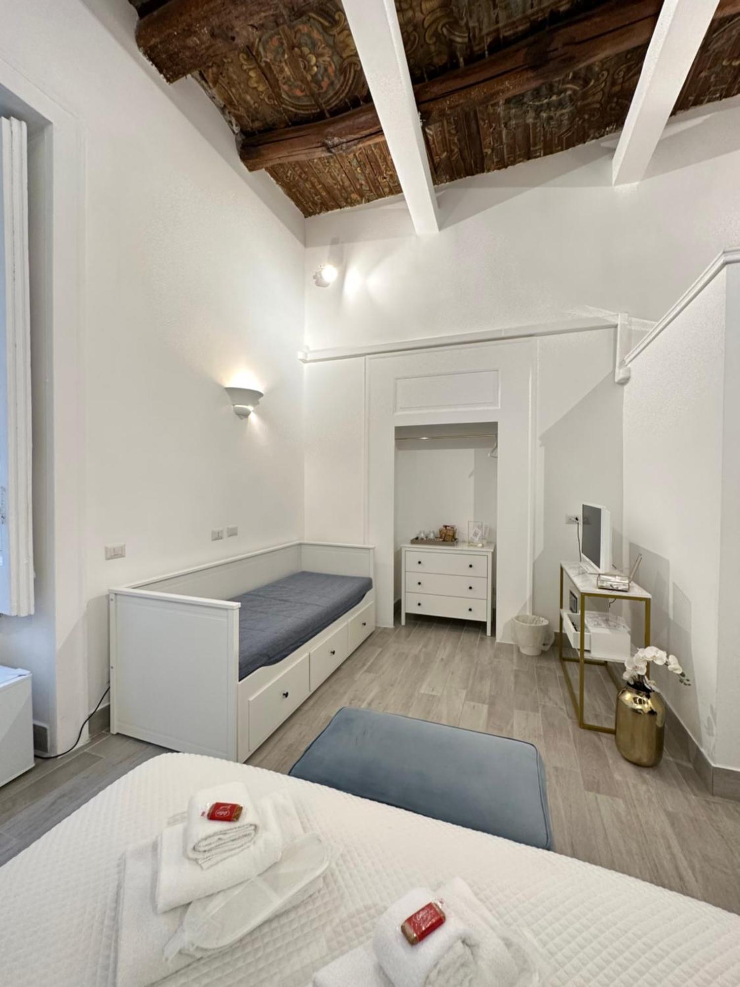Maison M Napoli Boutique Rooms Eksteriør bilde