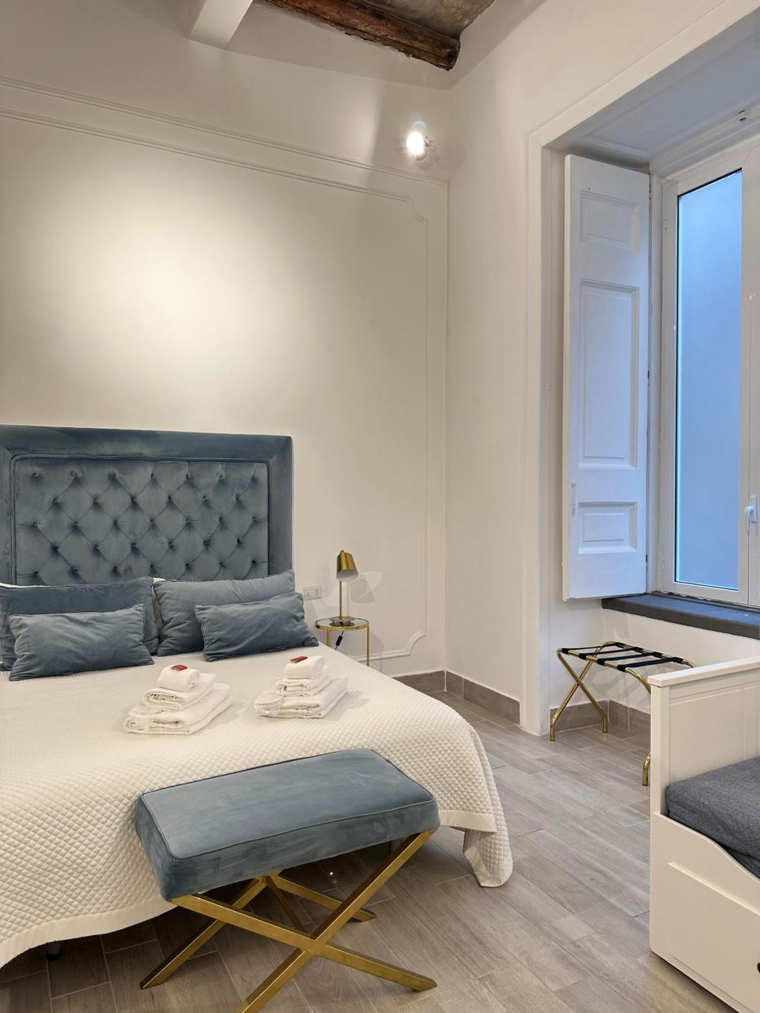 Maison M Napoli Boutique Rooms Eksteriør bilde